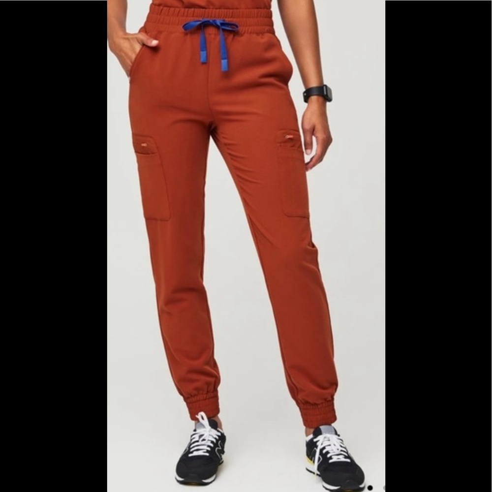 Figs limited edition auburn Zamora high waisted scrub pants